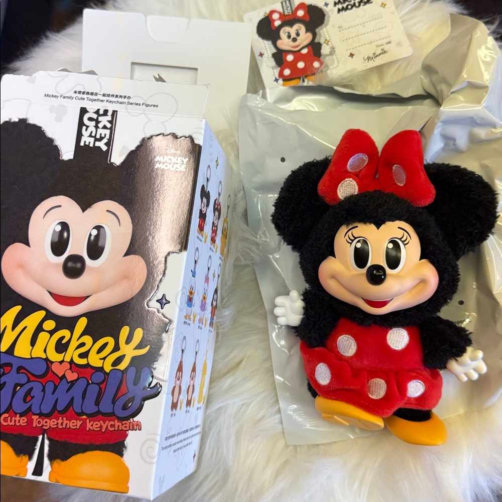 Disney Mickey Family Series Minnie Mouse Pop Mart Pendant - Red, Black, White